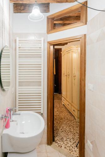 Caterina's Home - main image