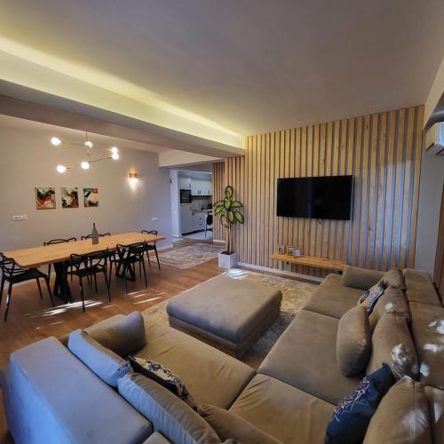 Apartament elegant cu terasă 1