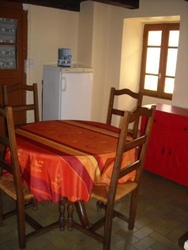 maison gite de la via ferrata gîte à louer Liaucous