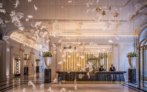 Lobby, Hotel The Peninsula Paris in 16th - Trocadero