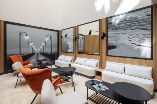 大堂, Baltic Waves Resort by PI Apartments - Official Operator in 梅蒂多傑