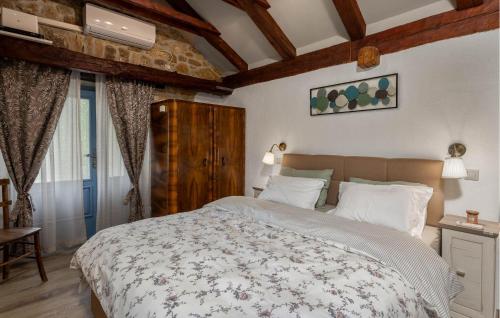 Nice Home In Veli Dol With Wifi in Veli Dol