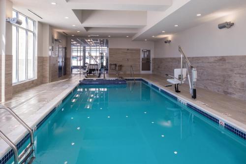 Holiday Inn Detroit Northwest - Livonia an IHG Hotel - image 6