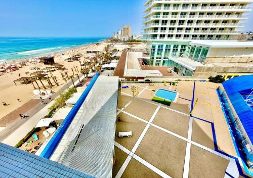 סטודיו על הים in Bat Yam