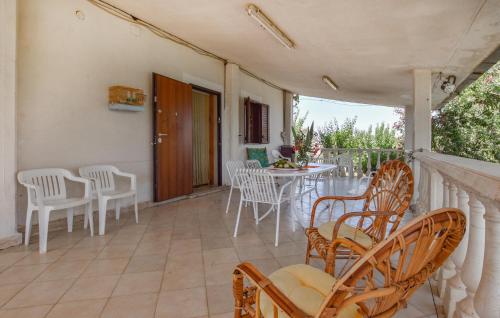 Awesome Home In Assoro With Wifi