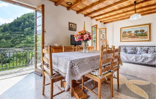 2 Bedroom Awesome Home In Ne