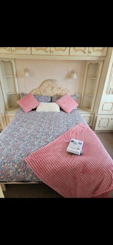 Gwel y mynydd Caravan in Llannerch-y-Medd