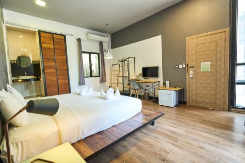 ดีลักซ์ เตียงใหญ่ (Deluxe Double Room)