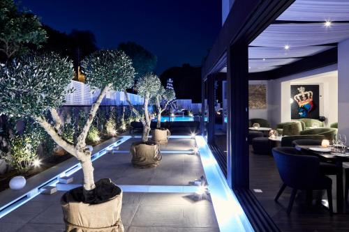 Azur Hotel - image 5