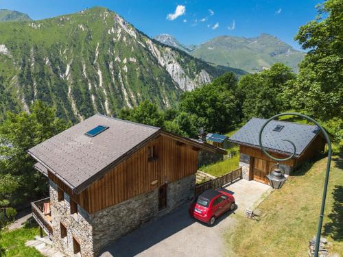 Chalet L'Orcières, Spa Privé et Charme Montagnard Chalet L'Orcières, Spa Privé et Charme Montagnard