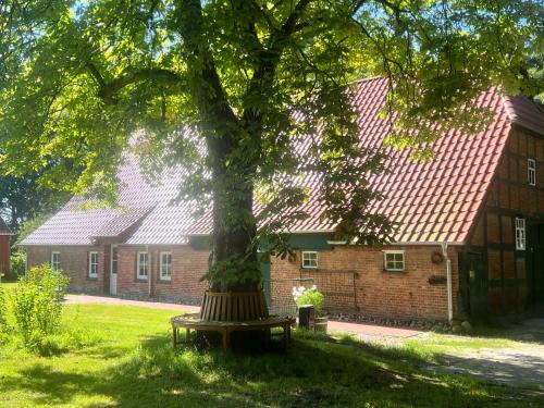 Ferienwohnung mit Garten in Meyenburg - KEINE MONTEURE in Schwanewede, Deutschland