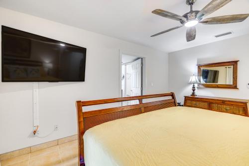 Coastal Cape Coral Hideaway about 4 Mi to Beach! - image 12