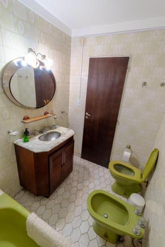 One-Bedroom Apartment with Balcony image 9