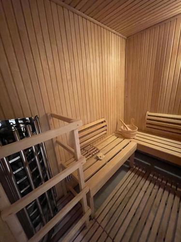 Sauna, Namaste B&B Wellness & Design in Deventeris