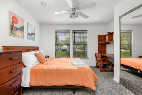 2 MI to USF Pet Friendly & Budget Friendly 2 MI to USF Pet Friendly & Budget Friendly