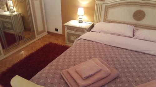 Double Room image 4