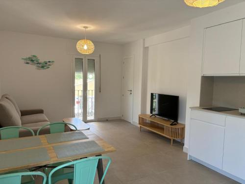 Apartment with Balcony (4 Adults)