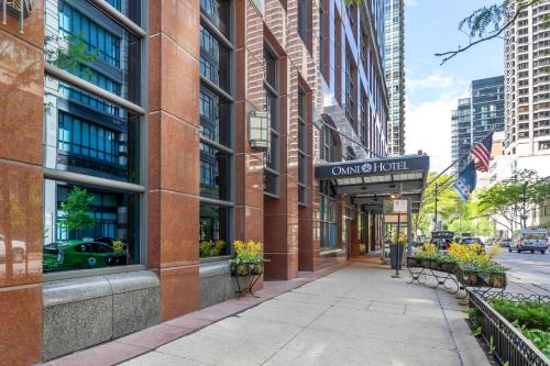 Omni Chicago Hotel & Suites Magnificent Mile - image 2