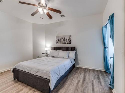 Blue Oasis Home - 7 Beds in Oklahoma City, USA
