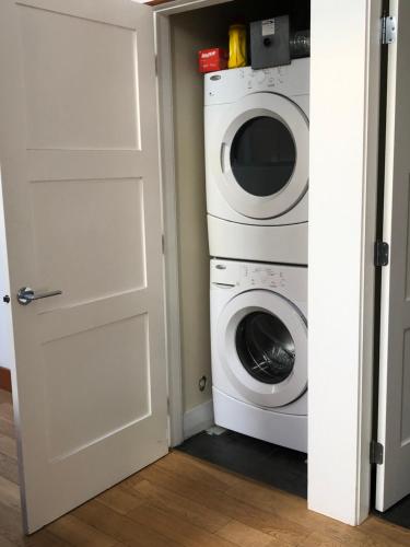 Mariner's Loft - Salt Spring Island