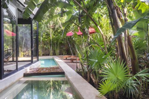 Contemporary 4BR villa Pool, PetFriendly, 8ppl in Tulum, Mexico