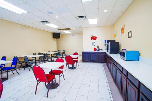 บริการและสิ่งอำนวยความสะดวก, Americas Best Value Inn Winston-Salem, NC in วินสตัน ชาเลม (NC)