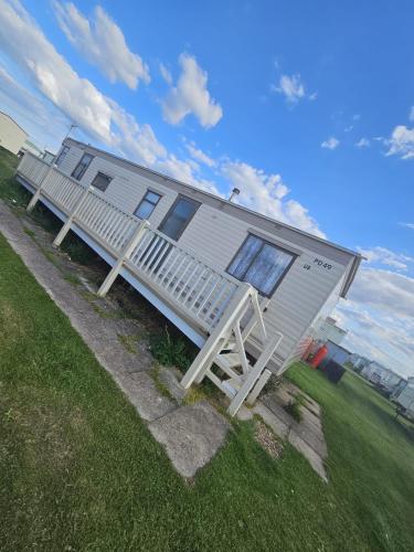Golden Anchor 8b9 Caravan Park Holiday Home