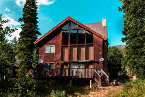 Storm Mountain Escape by Mount Majestic – Brighton, UT