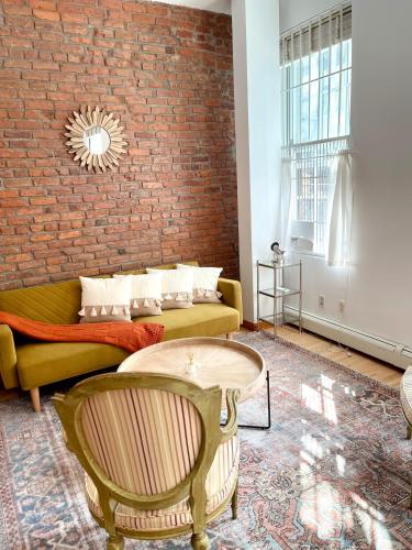 Gorgeous SOHO Duplex Brownstone in New York, USA