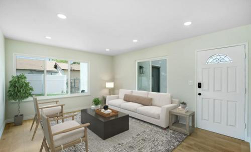 Lancaster Pool Home in Lancaster, USA