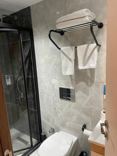 Edwin PLUS – Istanbul, FL