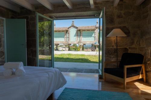 A Casa dos Caseiros ツ by Rias Baixas Rentals