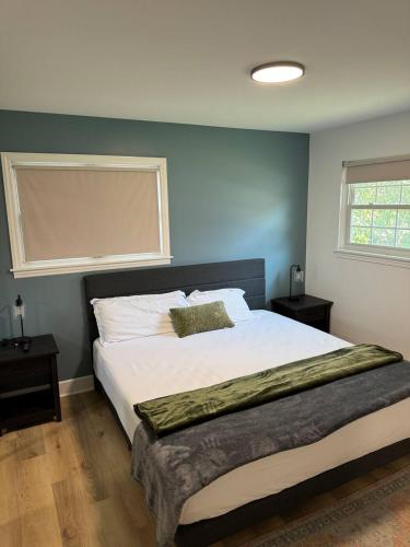 Suburban 4bed2bath Oasis- freshly updated in Morton Grove, USA