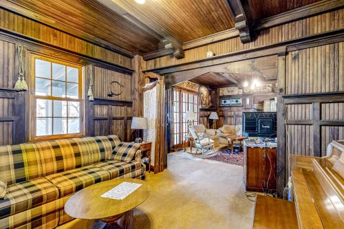 Green Lake Getaway- Full Property in Ripon, USA