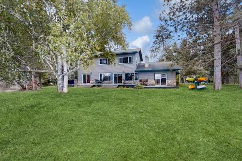 Dock + Lakefront! Family-Friendly Michigan Getaway in Lewiston (MI)