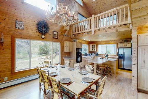 Dock + Lakefront! Family-Friendly Michigan Getaway in Lewiston (MI)