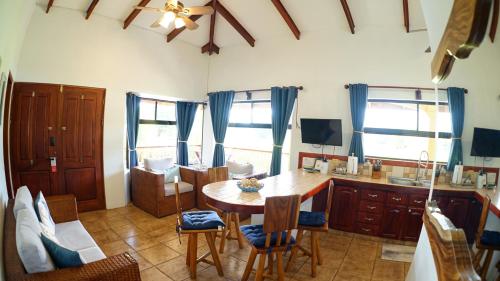 virtuve, Villas Welcome to Heaven in Puerto Carrillo
