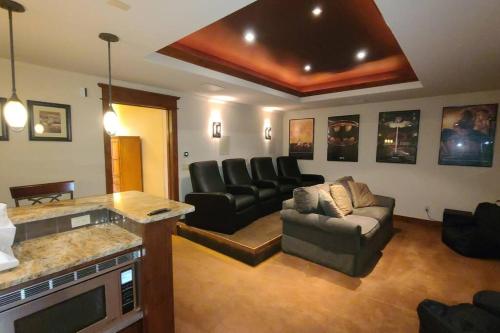 Low Tax Luxe Mountain Getaway by Aspen Low Tax Luxe Mountain Getaway by Aspen