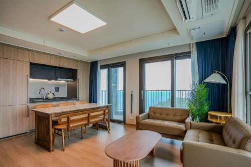 More Than Sokcho Lighthouse Branch in Sokcho-hang