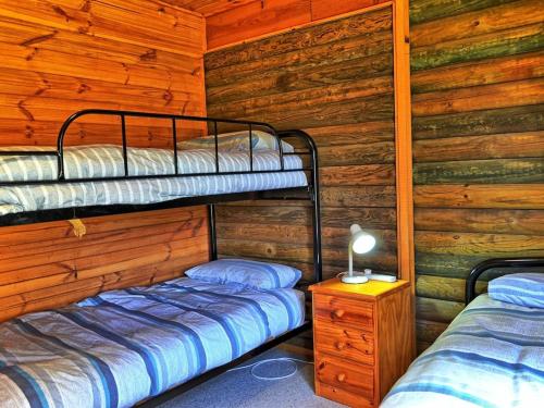 Cabin 2 - Snowy Accommodation in Adaminaby