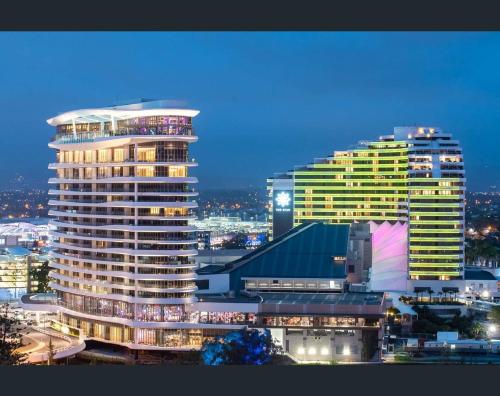Broadbeach Bliss 18th Floor Sierra Grand Oasis