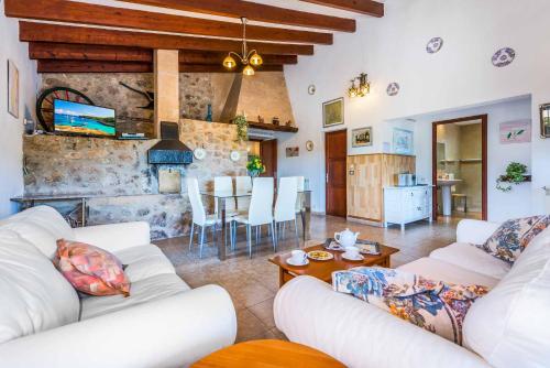 Three-Bedroom Villa image 10