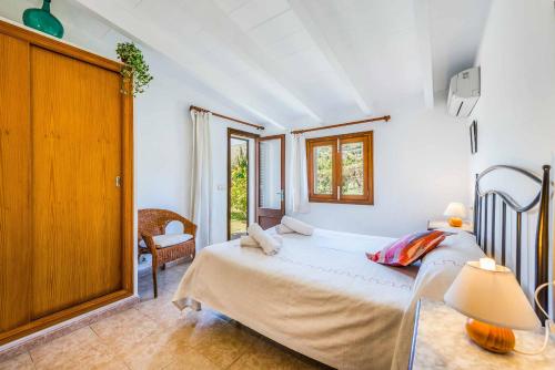 Three-Bedroom Villa image 6