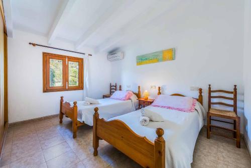 Three-Bedroom Villa image 4