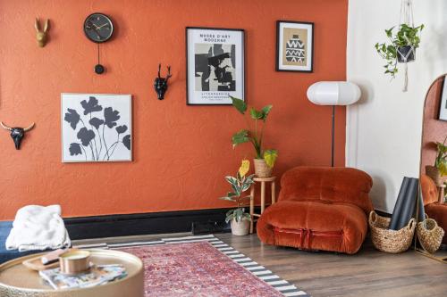Eclectic Home - Pool Table & Games - Near Downtown in Pittsburgh, USA