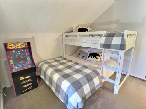 FirBear - Hot Tub, Pool, FirePlace, Gym, New Reno in Killington, USA