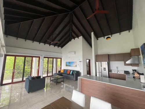 Instalações, Villa Vino Lucia in Marigot Bay