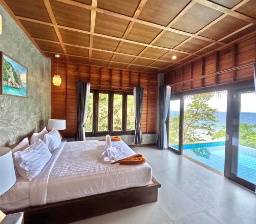 Koh Tao Relax Freedom Beach Resort in Chalok Baan Kao