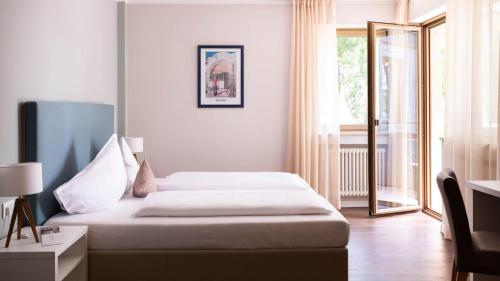 1 queen bed