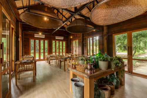 Restaurant, Sirin Farm in Mae Lao